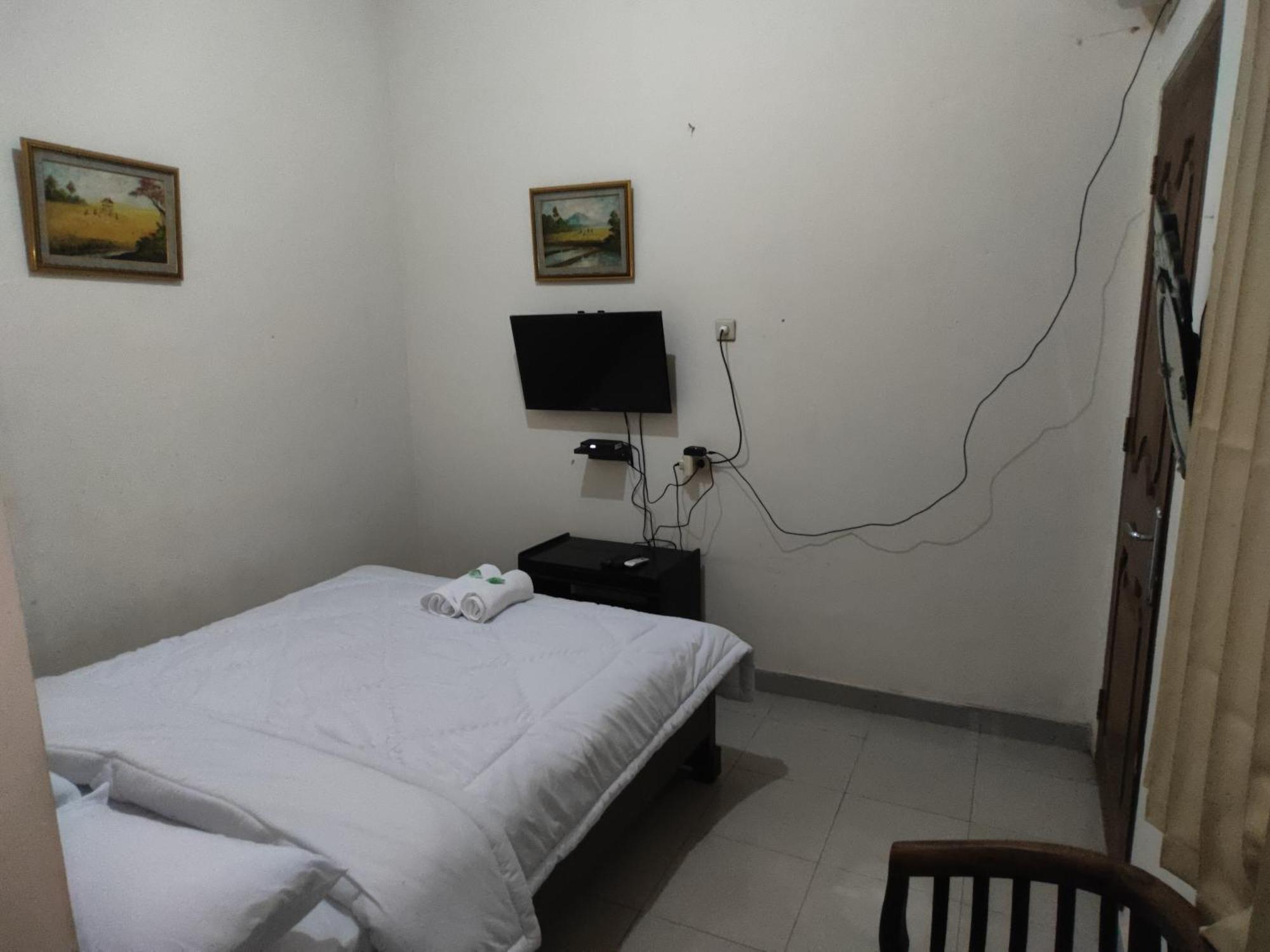 Tirto 27 Homestay Yogyakarta Exterior foto