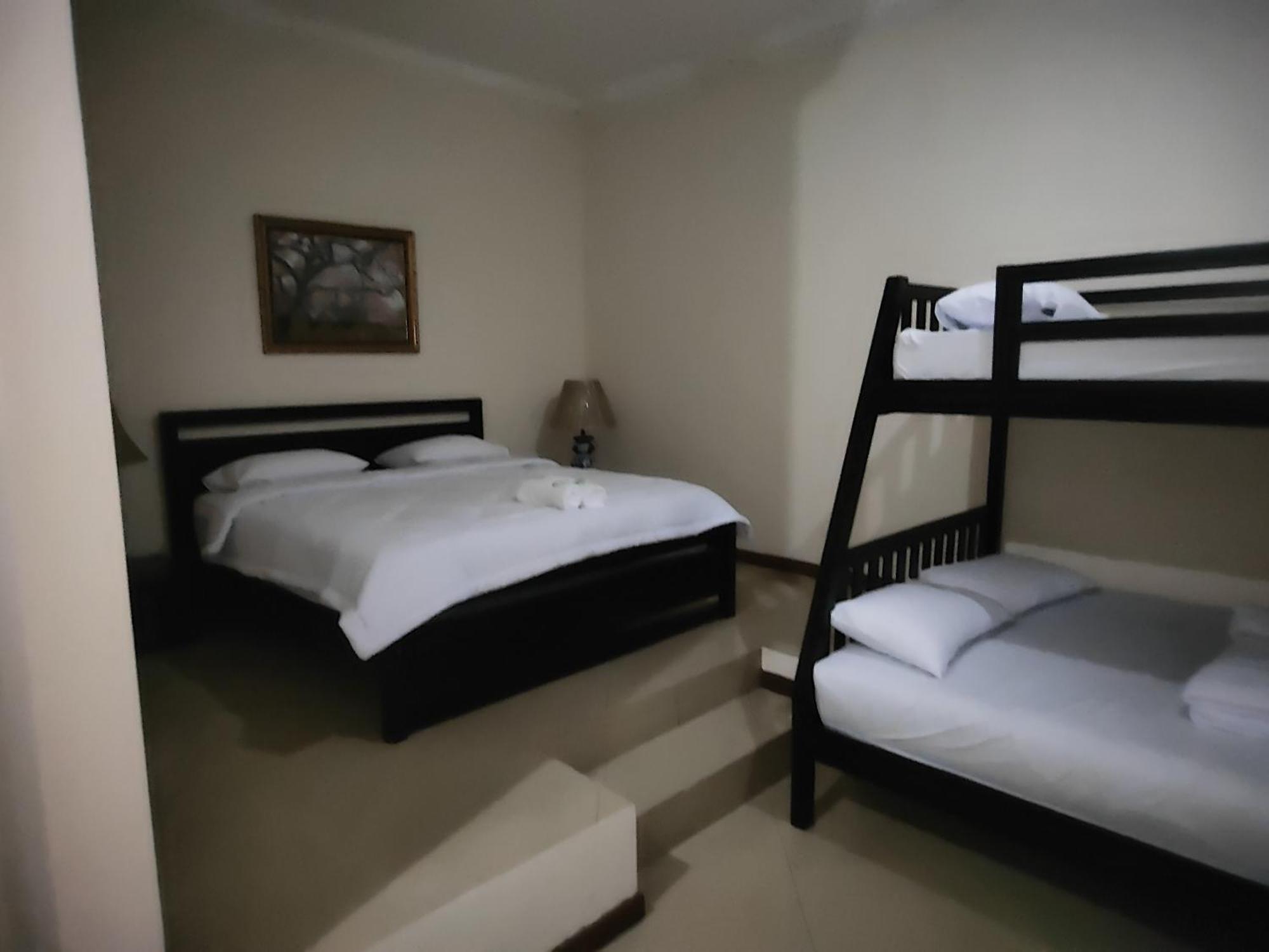 Tirto 27 Homestay Yogyakarta Exterior foto