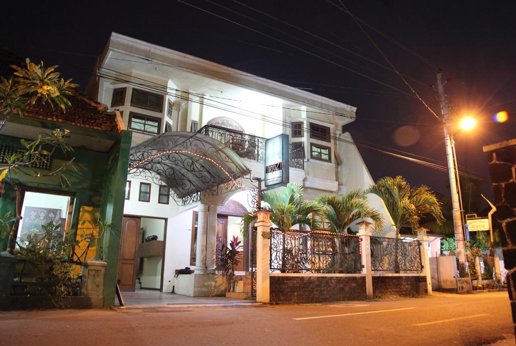Tirto 27 Homestay Yogyakarta Exterior foto